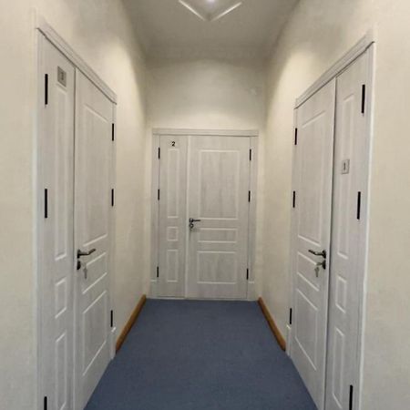 Loona Family Hostel タシュケント エクステリア 写真