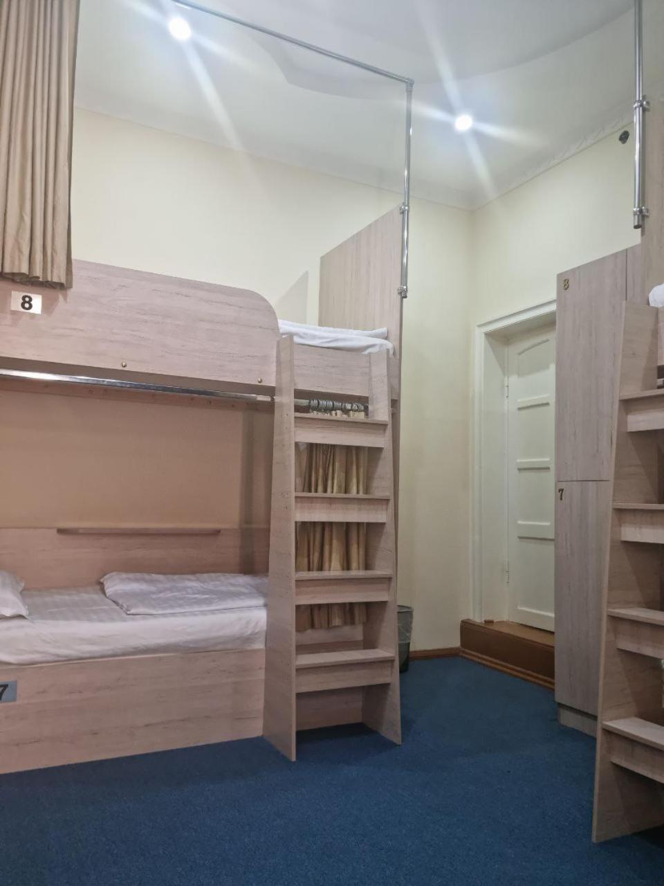Loona Family Hostel タシュケント エクステリア 写真